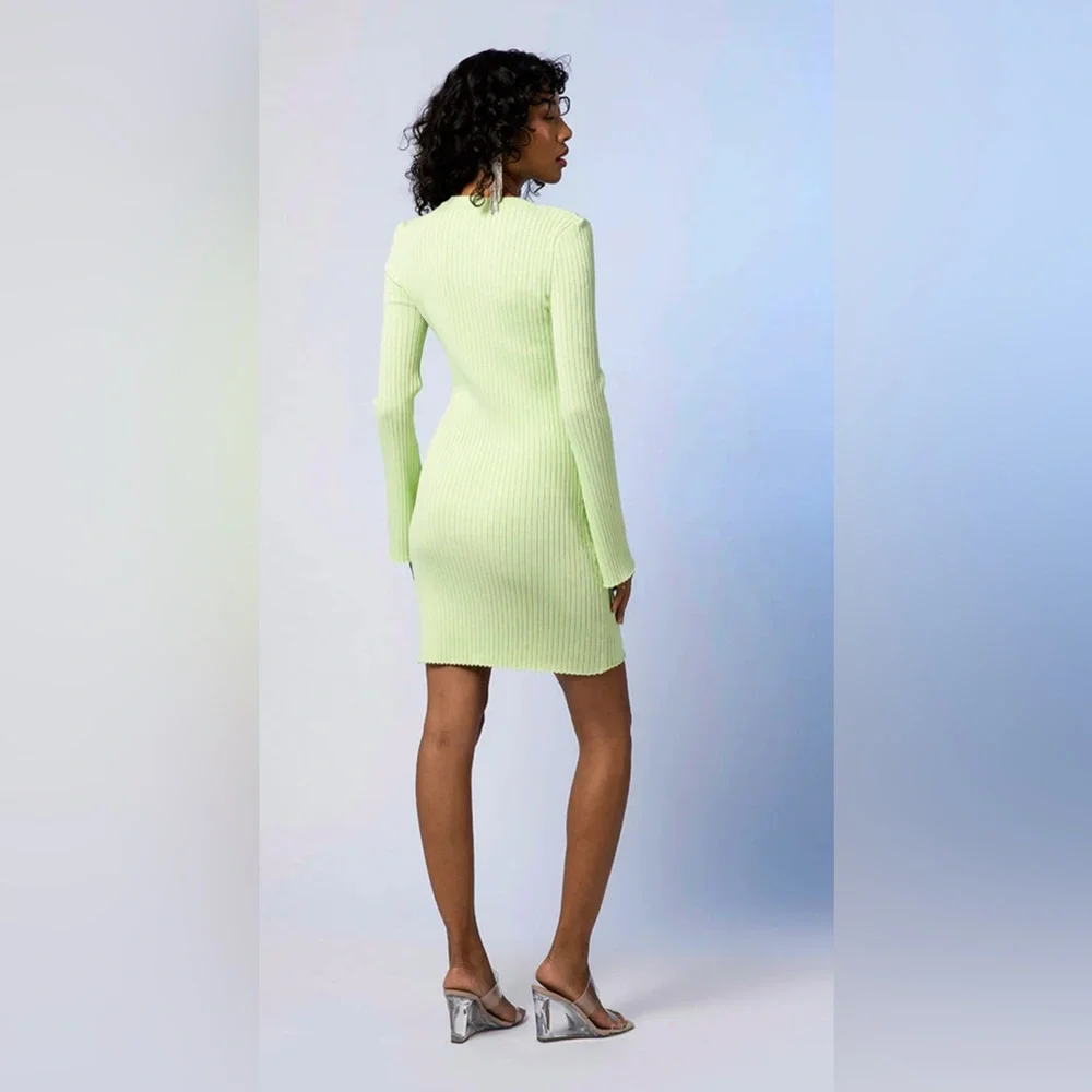 Line & Dot Light Green Long Sleeve Dress - Picture 2 of 7